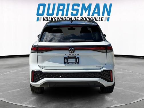 2025 Volkswagen Tiguan 2.0T SE R-Line Black 4MOTION
