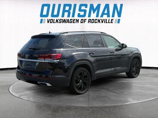 2022 Volkswagen Atlas 2.0T SE w/Technology