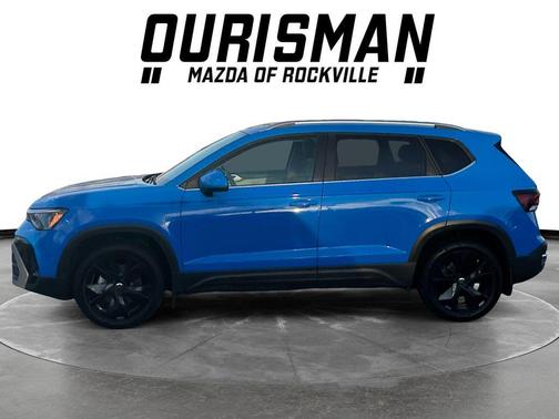 2025 Volkswagen Taos 1.5T SE