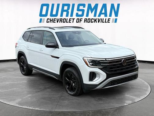 2024 Volkswagen Atlas 2.0T SEL