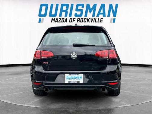 2017 Volkswagen Golf GTI 2.0T SE 4-Door