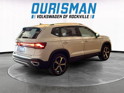 2025 Volkswagen Taos 1.5T SEL