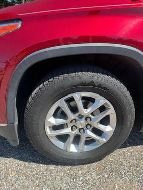 2018 Chevrolet Traverse LT Cloth