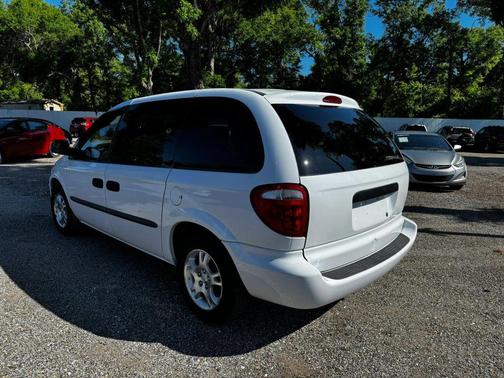 2003 Dodge Caravan SE Minivan 4D