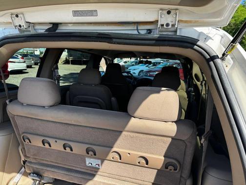 2003 Dodge Caravan SE Minivan 4D