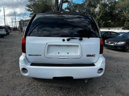 2006 GMC Envoy SLT Sport Utility 4D