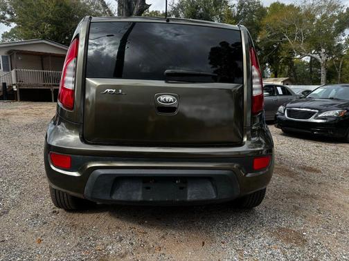 2012 Kia Soul +