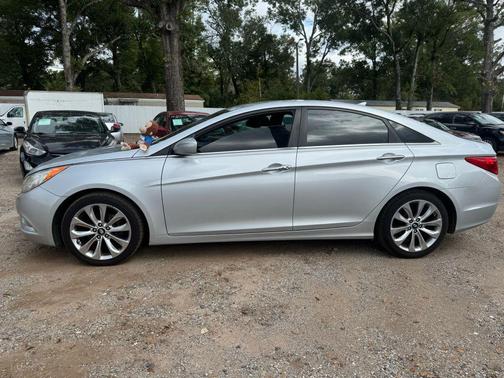 2013 Hyundai SONATA SE