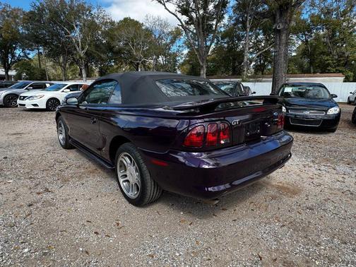 1997 Ford Mustang GT