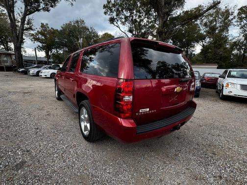 2012 Chevrolet Suburban 1500 LS