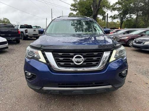 2017 Nissan Pathfinder Platinum