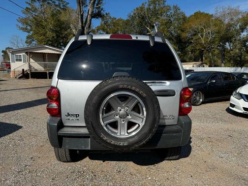 2005 Jeep Liberty Sport