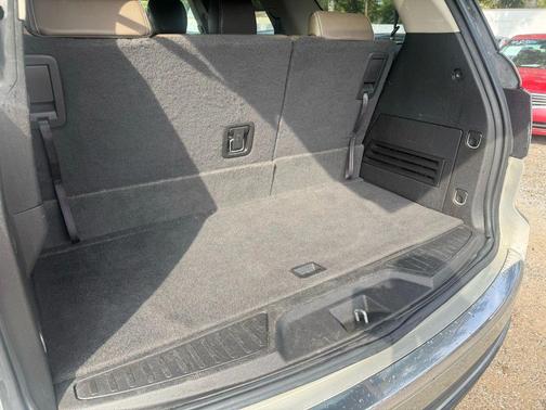 2013 GMC Acadia SLT-1