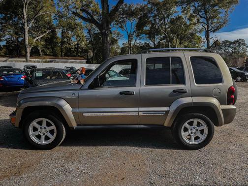 2007 Jeep Liberty Sport