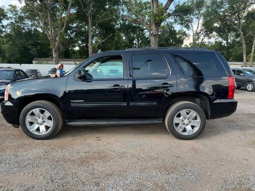 2013 GMC Yukon SLE
