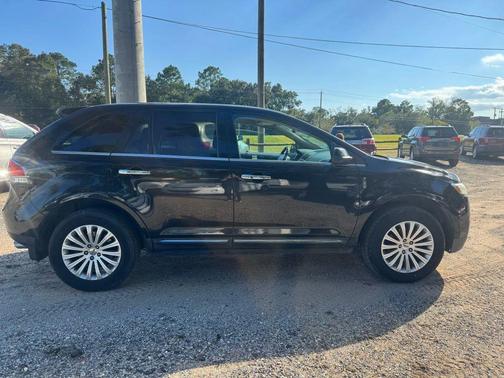 2014 Lincoln MKX Base