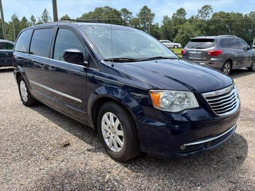 2013 Chrysler Town & Country Touring