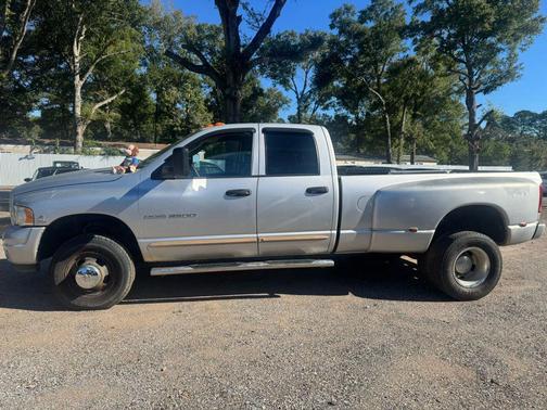 2004 Dodge Ram 3500 SLT Pickup 4D 8 ft
