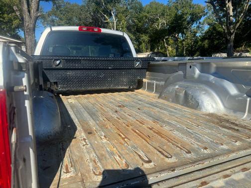 2004 Dodge Ram 3500 SLT Pickup 4D 8 ft