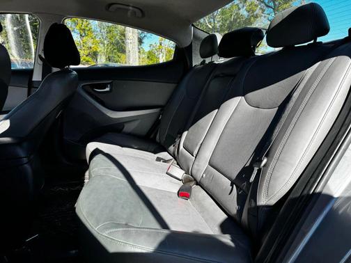 2014 Hyundai ELANTRA Limited