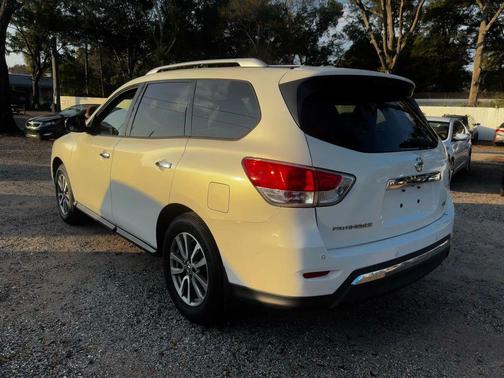 2014 Nissan Pathfinder SV