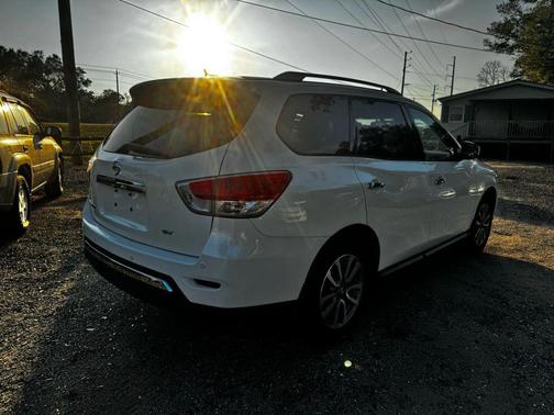 2014 Nissan Pathfinder SV