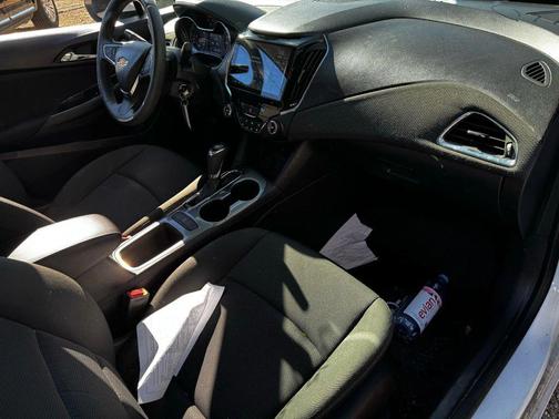 2016 Chevrolet Cruze LT Auto