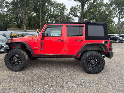 2013 Jeep Wrangler Unlimited Sahara