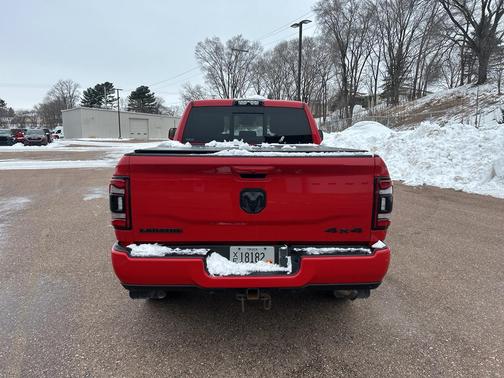 2020 RAM 2500 Laramie Crew Cab 4x4 6'4' Box