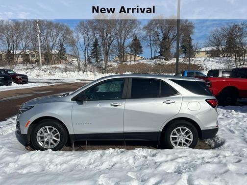 2022 Chevrolet Equinox LS