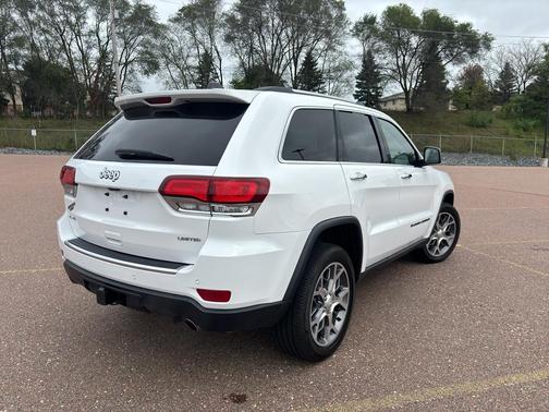 2022 Jeep Grand Cherokee Limited