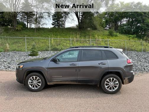 2022 Jeep Cherokee Latitude Lux