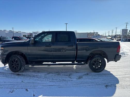 2026 RAM 2500 Big Horn Crew Cab 4x4 6'4' Box