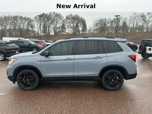 2025 Honda Passport AWD Black