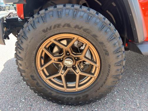 Punkn Metallic Clearcoat 2019 Jeep Wrangler Sport S