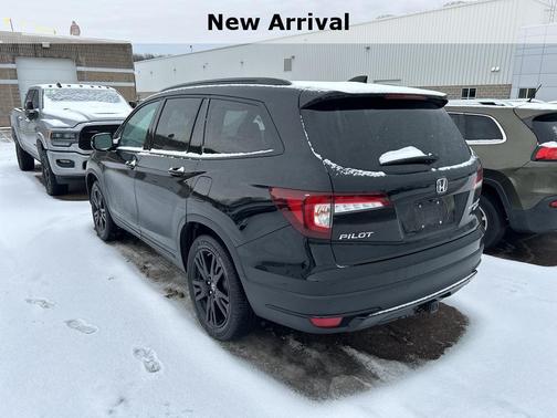 2020 Honda Pilot AWD Black Edition