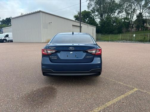 2022 Subaru Legacy Premium