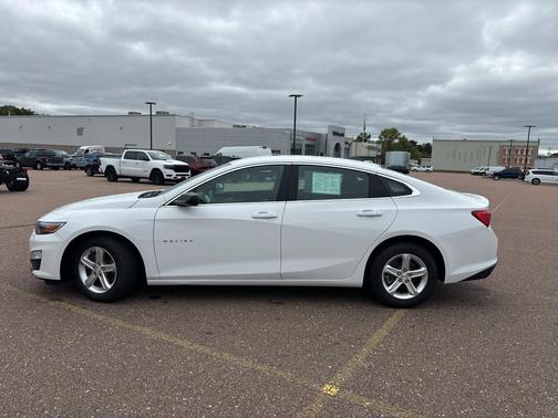 2022 Chevrolet Malibu 1LS