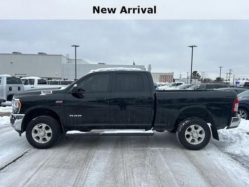 2021 RAM 2500 Tradesman Crew Cab 4x4 6'4' Box