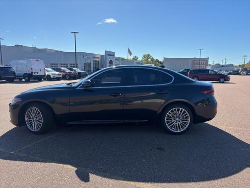 2020 Alfa Romeo Giulia Ti Lusso