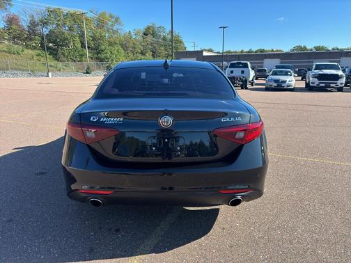 2020 Alfa Romeo Giulia Ti Lusso