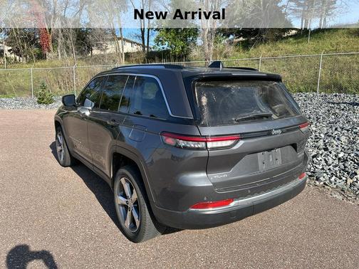 2022 Jeep Grand Cherokee Limited