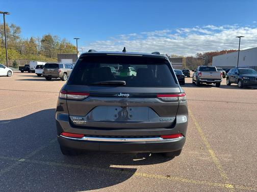 2022 Jeep Grand Cherokee Limited