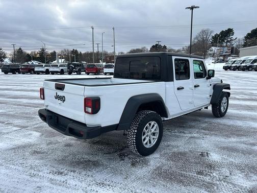 2023 Jeep Gladiator Sport S