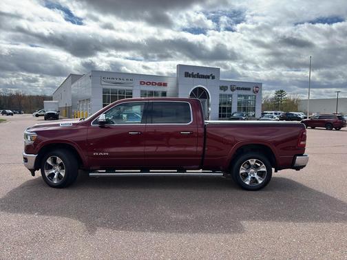 Delmonico Red Pearlcoat 2022 RAM 1500 Laramie