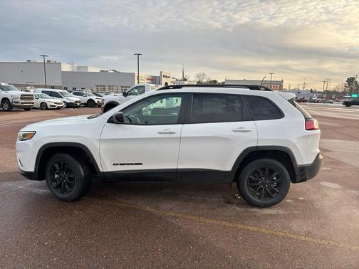 2023 Jeep Cherokee Altitude