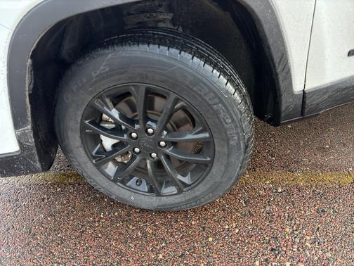 2023 Jeep Cherokee Altitude