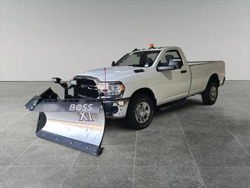 2023 RAM 2500 Tradesman Regular Cab 4x4 8' Box