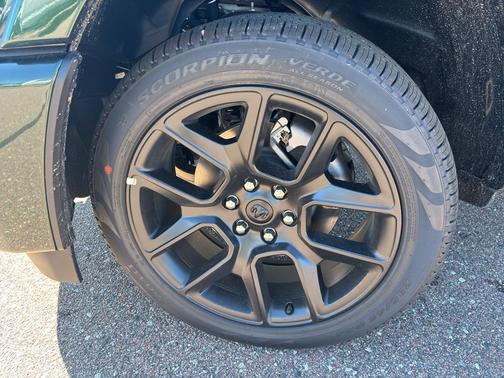 Serrano Green Metallic 2026 RAM 1500 Laramie