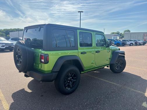 2025 Jeep Wrangler Sport